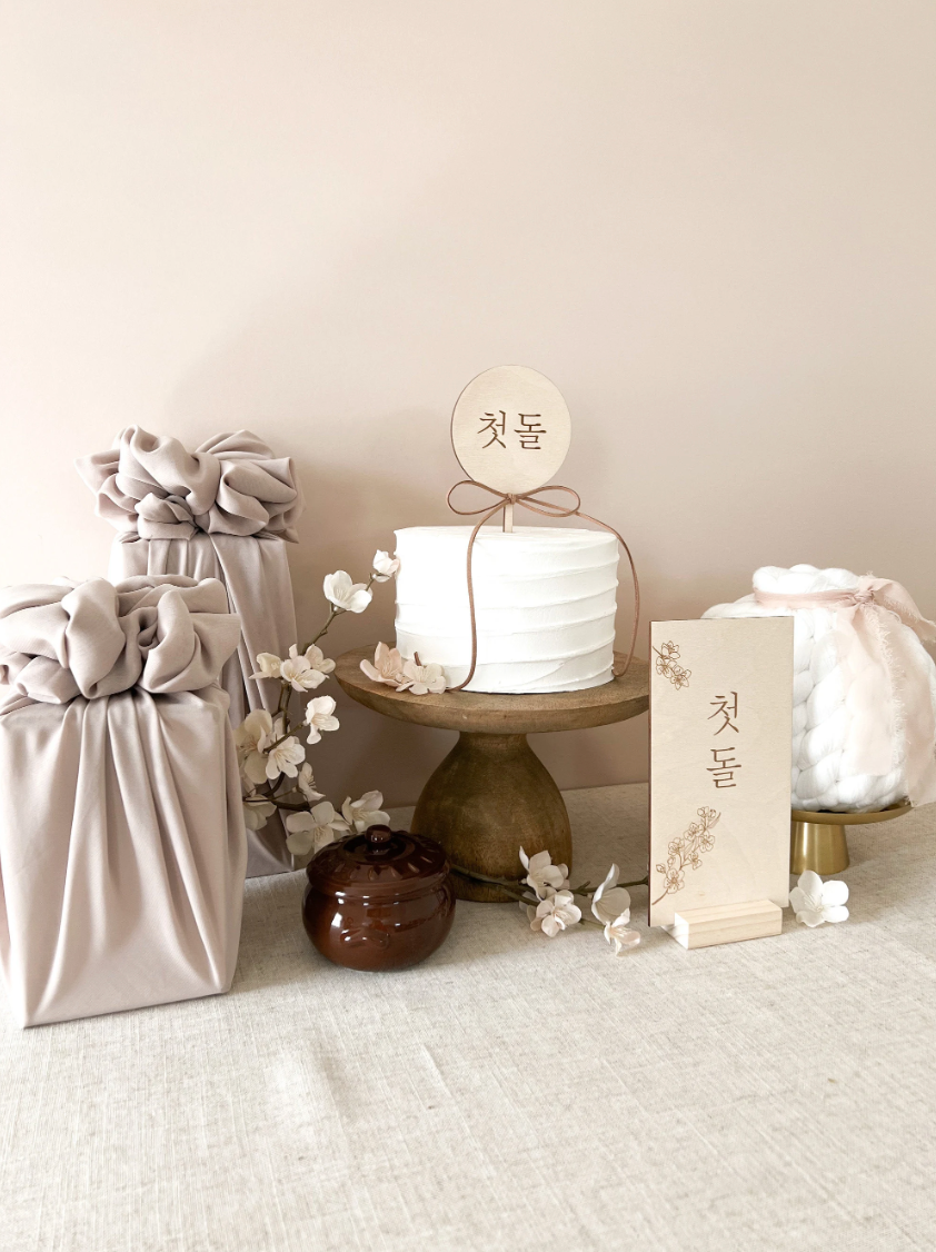 Korean 100 Days & Dohl | Cherry Blossom Tabletop Sign | Basic