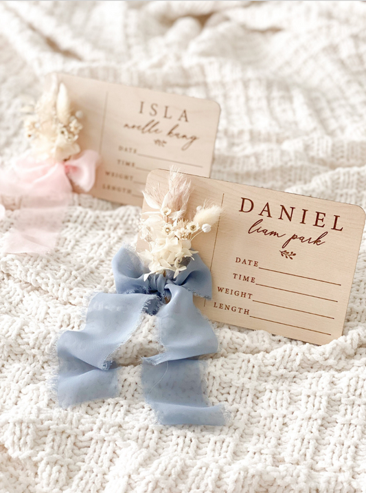 Baby Announcement With Birth Stats | Mini Dried Floral Bouquet