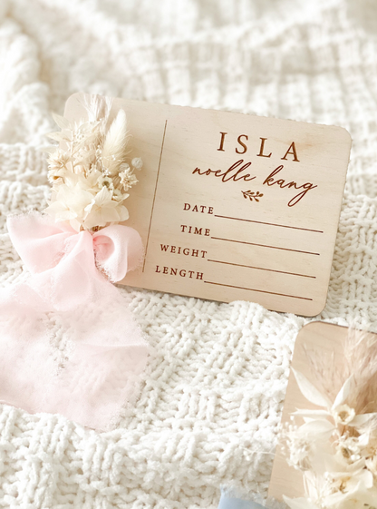 Baby Announcement With Birth Stats | Mini Dried Floral Bouquet