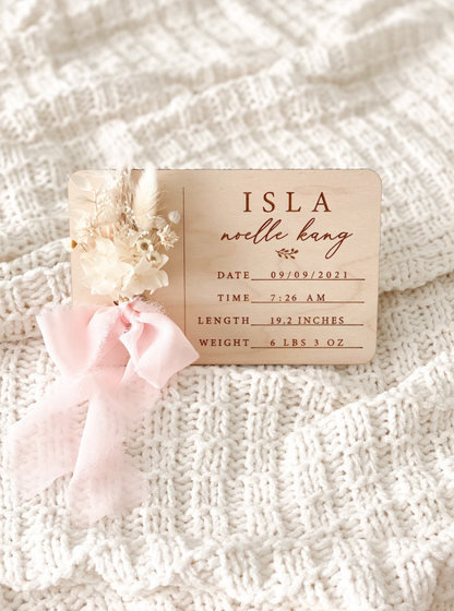 Baby Announcement With Birth Stats Engraved | Mini Dried Floral Bouquet